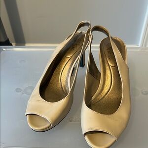 Elegant Cream Peep-Toe Slingback Heels